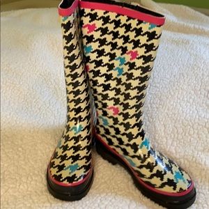 Rain boots